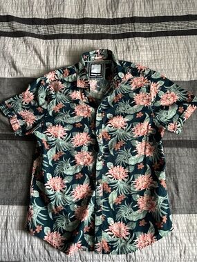 Cactus Men's Short-Sleeve Button-Down Shirt - Teal with Pink Floral Print